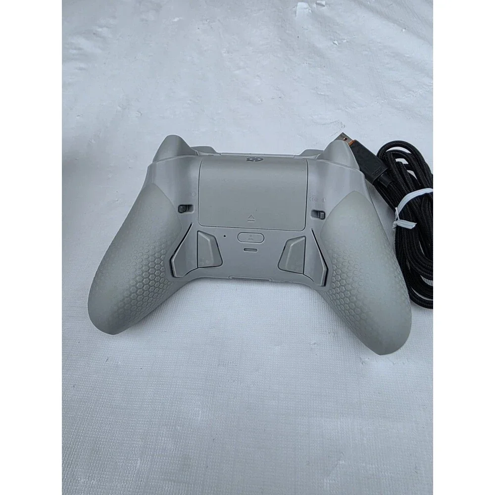 Scuf SG504-01 Instinct Pro Wireless Controller White For Xbox Series X|S/One, PC